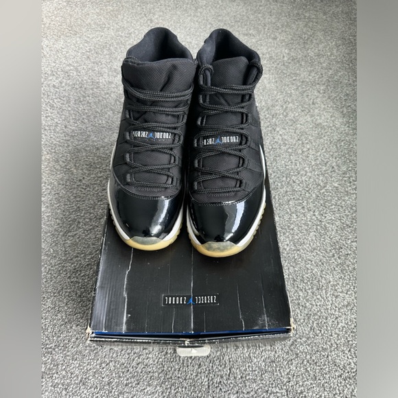 Size 11 - Air Jordan 11 Retro 2009 Space Jam - Picture 1 of 7